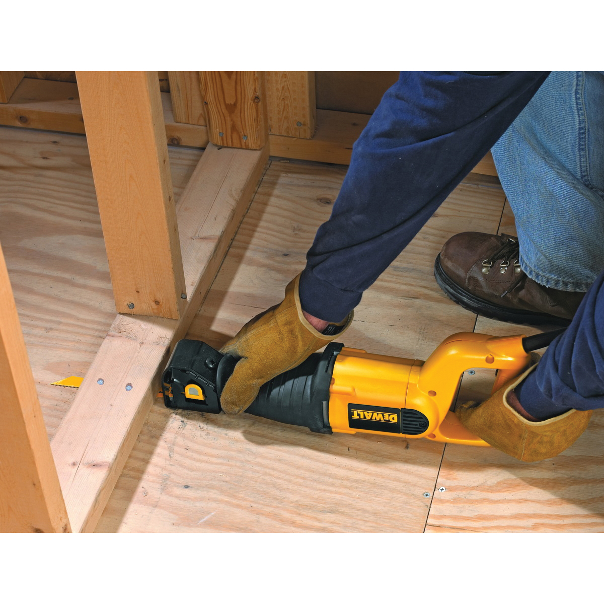 DEWALT DWE304 Reciprocating Saw, 10 A, 1-1/8 in L Stroke, 2800 spm, Includes: (1) Instruction Manual
