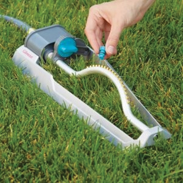 Gilmour 880203-1001 Oscillating Sprinkler, Rectangular, Metal, 18.3 x 6.3 x 3.4 in Dimensions